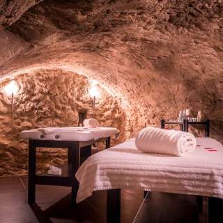 Discover the Pure Altitude Spa of Le Grand Aigle Hotel Spa Treat yourself to a wellness break in a mineral setting that will transport you to a world of its own